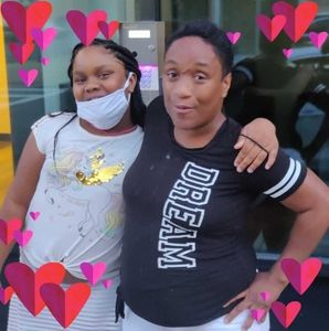 Meet your Posher, Ebony